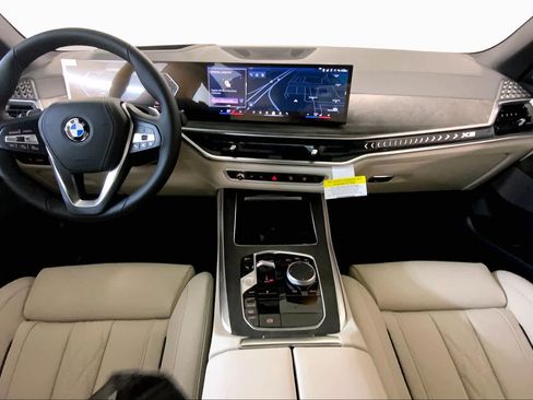 New 2026 BMW X5 xDrive40i w/ Climate Comfort Package AWD/4WD image 5