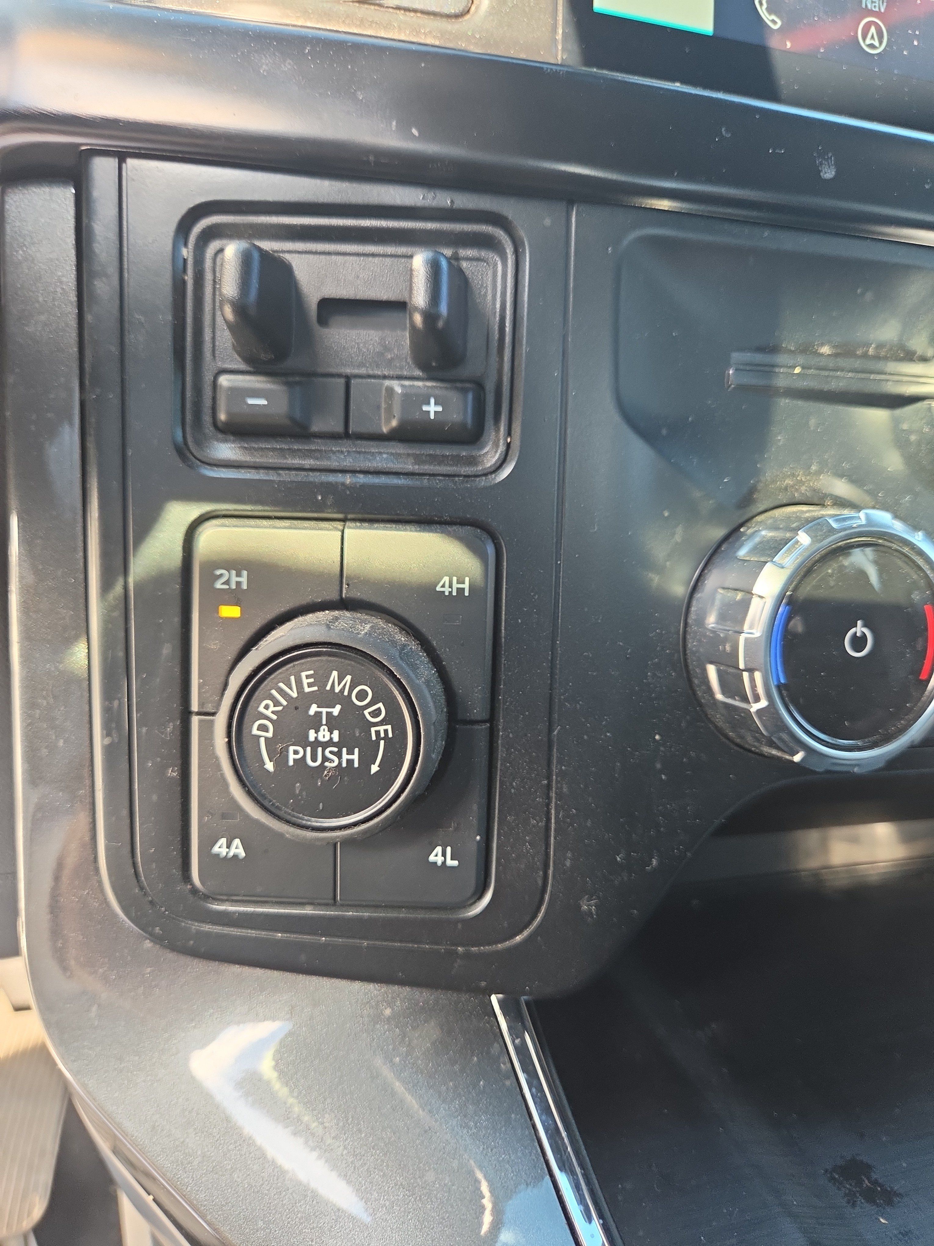 Used 2023 Ford F150 Lariat w/ Equipment Group 502A High AWD/4WD image 10