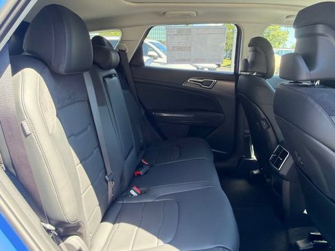 New 2026 Kia Sportage SX FWD image 13