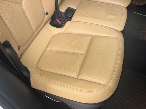 Used 2014 Porsche Cayenne Platinum Edition AWD/4WD image 48