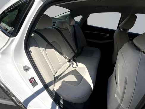 Used 2023 Hyundai Sonata SEL FWD image 23