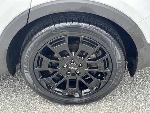 Used 2022 Kia Telluride SX w/ SX Prestige Package AWD/4WD image 19