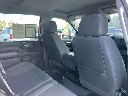 Used 2025 Chevrolet Silverado 2500 Custom w/ Custom Value Package image 24