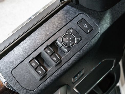 Used 2017 Ford F350 Platinum w/ Platinum Ultimate Package image 21