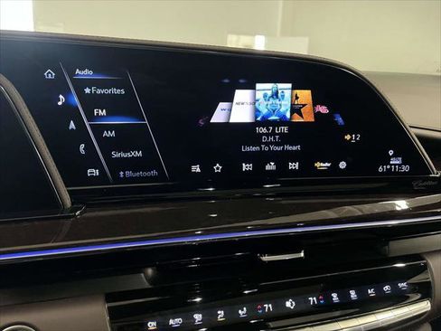 Used 2023 Cadillac Escalade Sport Platinum image 28