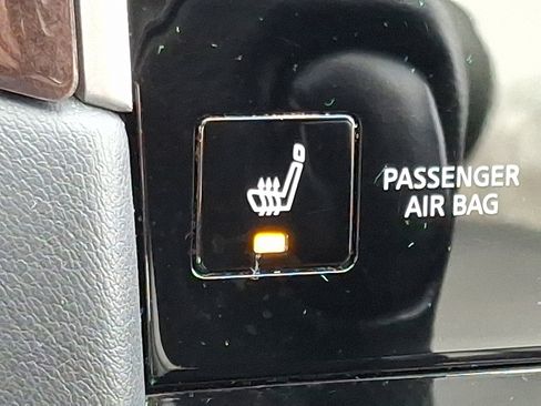 Used 2019 INFINITI Q50 Luxe w/ Essential Package (3.0T Luxe) image 25