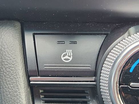 Used 2023 Genesis G70 2.0T w/ Sport Prestige Package image 20