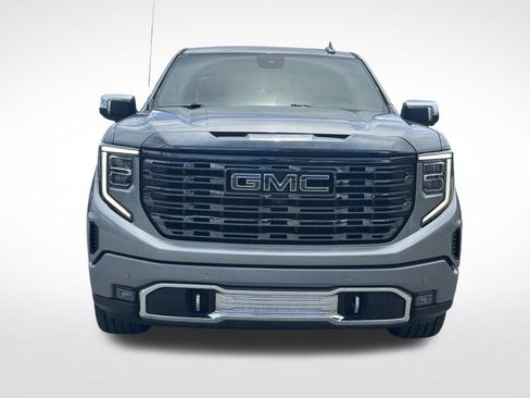 Used 2023 GMC Sierra 1500 Denali Ultimate AWD/4WD image 9