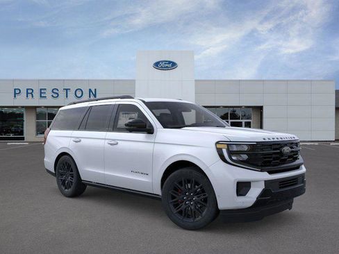 New 2025 Ford Expedition Platinum w/ Stealth Performance Package image 7