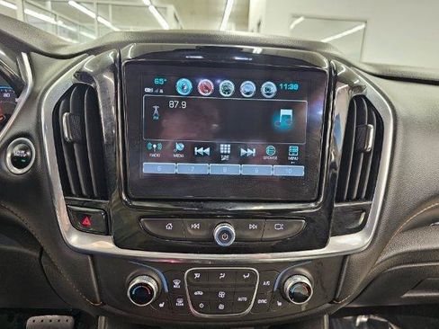 Used 2019 Chevrolet Traverse RS AWD/4WD image 21