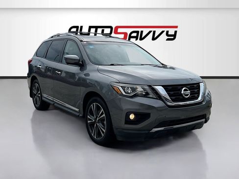 Used 2019 Nissan Pathfinder Platinum w/ Cargo Package FWD image 1