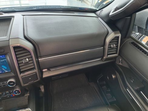 Used 2020 Ford Expedition Max XLT w/ Equipment Group 202A image 15