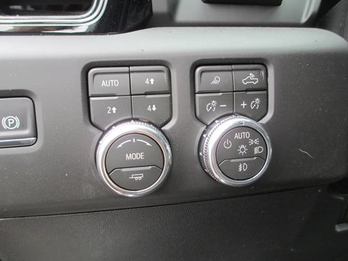 New 2026 GMC Sierra 2500 AT4X AWD/4WD image 18