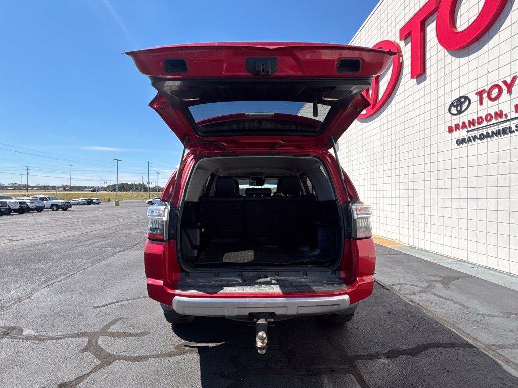 Used 2020 Toyota 4Runner TRD Off-Road Premium AWD/4WD image 28