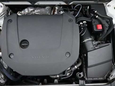 Used 2023 Volvo XC90 B6 Plus w/ Protection Package Premier image 35