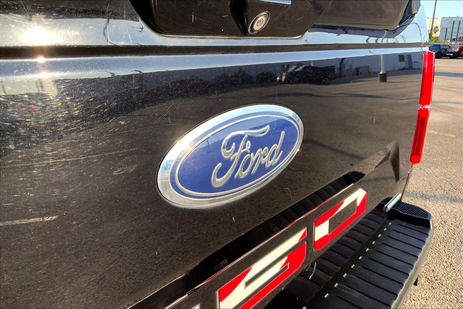 Used 2019 Ford F150 Lariat RWD image 7