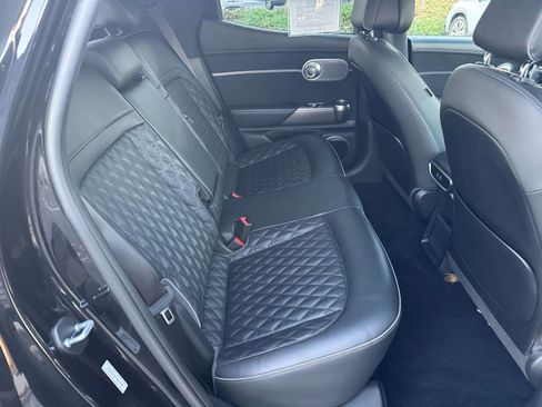 Used 2023 Genesis GV60 Performance image 28