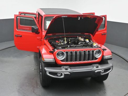 Used 2024 Jeep Wrangler Unlimited Sahara w/ Technology Group AWD/4WD image 66