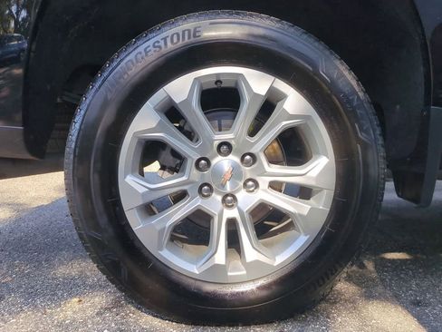 Used 2025 Chevrolet Silverado 1500 LTZ w/ LTZ Premium Package image 14