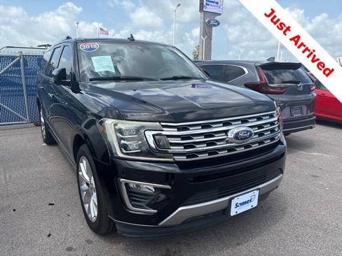 Used 2018 Ford Expedition Max Limited w/ Equipment Group 302A RWD image 7