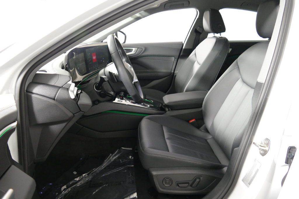 Used 2025 Audi A5 2.0T Premium w/ Convenience Package AWD/4WD image 10