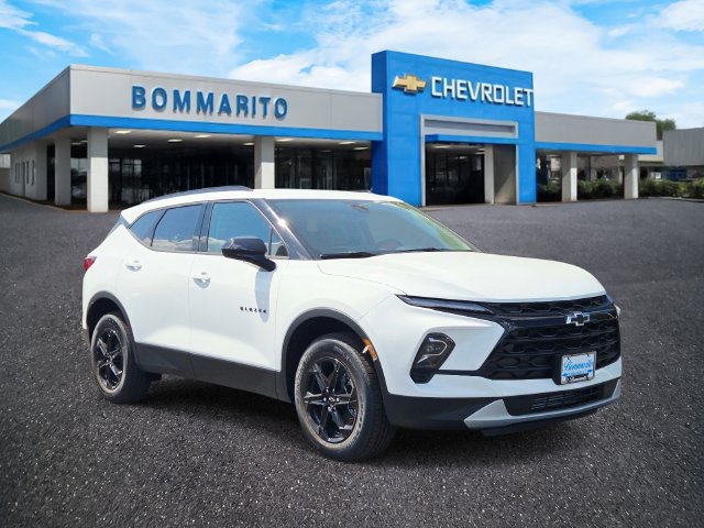 New 2026 Chevrolet Blazer LT w/ Convenience Package AWD/4WD image 7