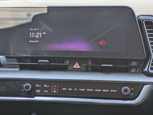 Certified 2024 Kia Sportage EX FWD image 21