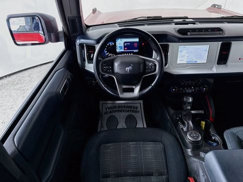 Certified 2023 Ford Bronco Heritage Edition AWD/4WD image 3