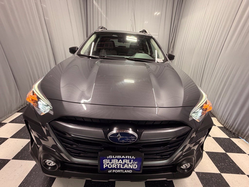 Used 2024 Subaru Outback Premium AWD/4WD image 2