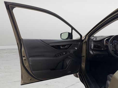 Certified 2025 Subaru Outback Limited image 19