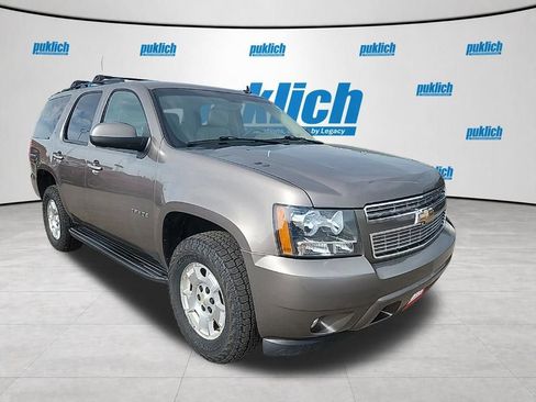Used 2013 Chevrolet Tahoe LT w/ Luxury Package AWD/4WD image 7
