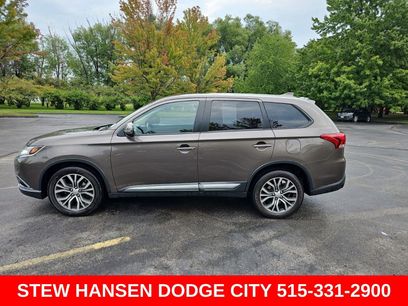 Used 2017 Mitsubishi Outlander SE