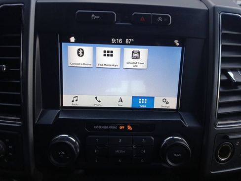 Used 2019 Ford F150 XLT w/ Equipment Group 302A Luxury AWD/4WD image 8