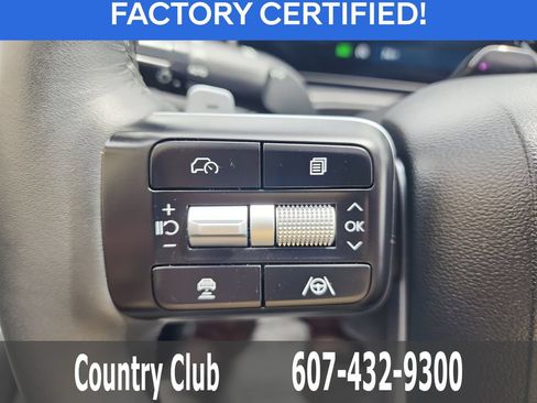 Certified 2024 Hyundai Santa Fe Limited AWD/4WD image 21