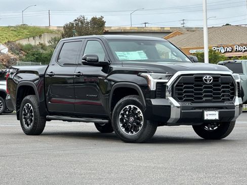 New 2026 Toyota Tundra SR5 image 8