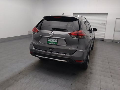 Used 2018 Nissan Rogue SV AWD/4WD image 7