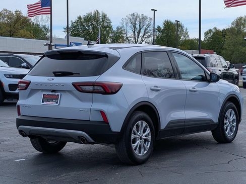 Used 2025 Ford Escape Active AWD/4WD image 7