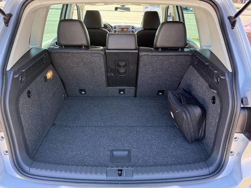 Used 2017 Volkswagen Tiguan Sport image 12