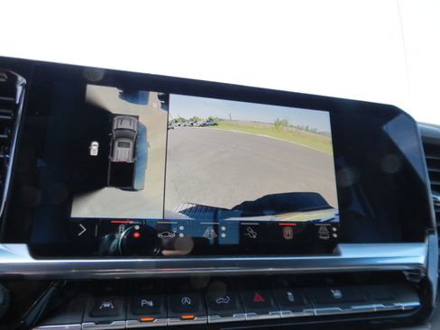 Used 2025 Chevrolet Silverado 1500 High Country w/ High Country Premium Package image 25