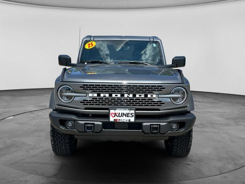 Used 2025 Ford Bronco Badlands AWD/4WD image 2