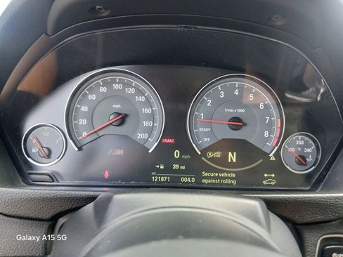 Used 2015 BMW M4 Convertible RWD image 27