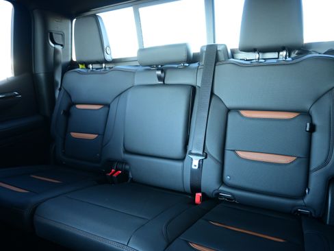 New 2026 GMC Sierra 1500 AT4 w/ AT4 Premium Package image 30