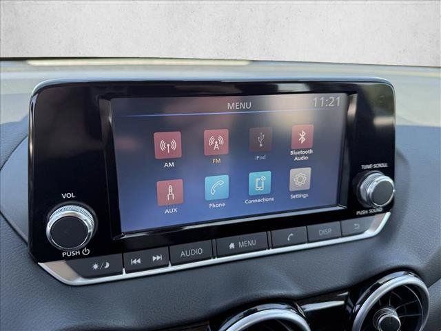 Used 2025 Nissan Sentra S FWD image 19