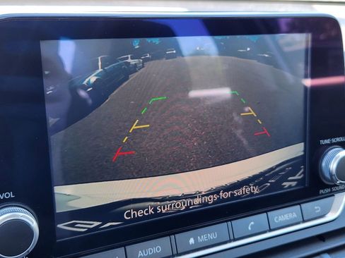 Used 2023 Nissan Altima 2.5 SV image 19