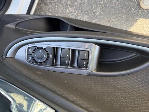 Used 2020 Chevrolet Malibu RS FWD image 12