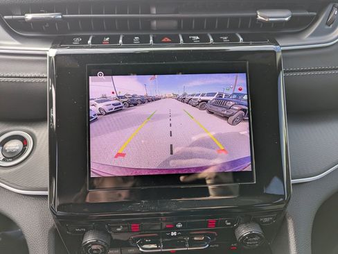 New 2025 Jeep Grand Cherokee Altitude RWD image 26
