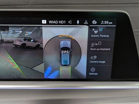 Used 2021 BMW X5 xDrive45e w/ Premium Package image 25