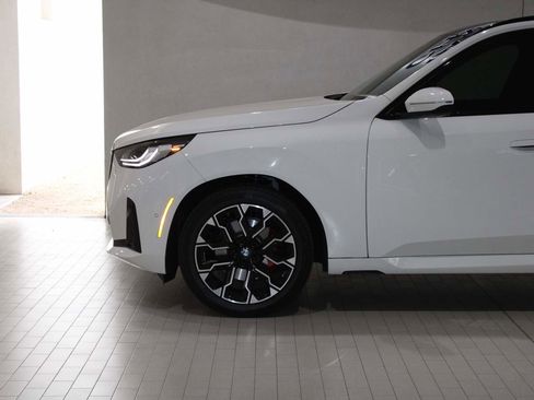Used 2026 BMW X3 xDrive30 w/ Premium Package image 4