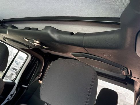 Used 2022 Jeep Gladiator Willys image 20