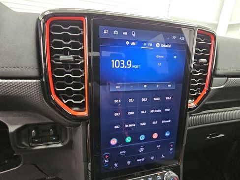 Used 2025 Ford Ranger Raptor AWD/4WD image 14
